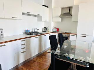 Super Grand Water Front View 2 Beds 2 Baths - 4