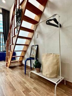 Cozy Duplex 10 sec from Hongik stn 02 - Seul - 3