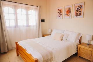 Casita Catiri - Cozy Guesthouse with a Pool - 9