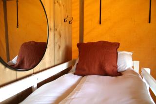 Seven Hills Hideaway - Two Bedroom - Llanvetherine - 5