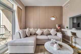 Exec 1Bed with Balcony&Pool, 10mins to Downtown - 6