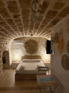 La Grotta - 0