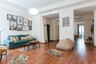 Old Post Apartment-2 BR-AC-Balcony - 2