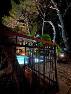 Pine Haven Retreat - Grohote - 7