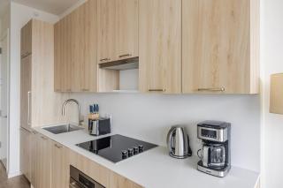 Blueground Clinton Hill rooftop pool nr Fort Greene Park NYC-1907 - 5