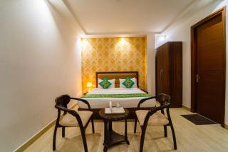 Treebo Luxury Stay Premium Inn - Greater Noida - 2