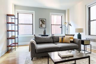 Blueground Lenox Hill city view nr Central Park NYC-425 - New York - 8
