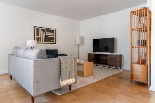 Blueground Yorkville pool nr Central Park NYC-1329 - 9