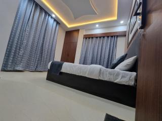 The Regal Vistas Hotel and Banquet - 3