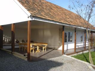 Art Inn - 4