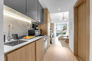 Waves - Modern JVC Studio with Balcony - 9