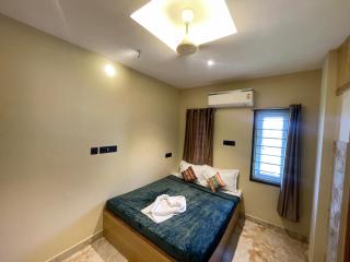 V Stays CUSAT - Ernakulam - 5