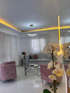 Hermoso Apartamento Con Jacuzzi en Ozama - Santo Domingo - 0