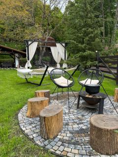 Emerald Chalet - 4
