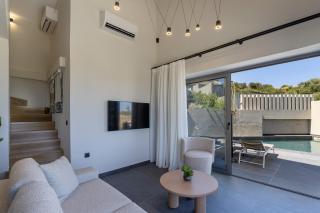 Villa Dimitrios - With Private Pool - Agia Triada - 4