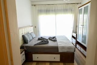 1 BDR stunning Pool view in Einbay - 3