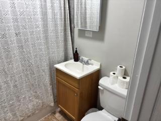 Simple 1950s Home Budget Stay , Basic comforts - Tallahassee - 4