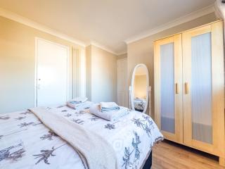 Braybrooke Bliss - 3 Bedroom House in Basildon - Basildon - 7