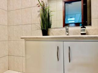 Motor City Norton Court Parking Pool - 7