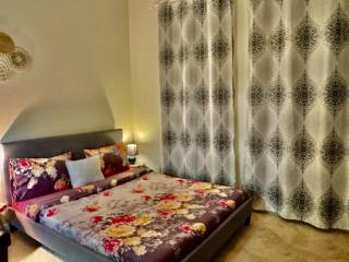 Motor City Norton Court Parking Pool - 4