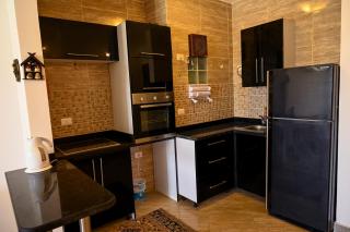 1 BDR stunning Pool view in Einbay - 2