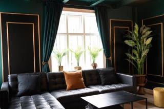 Stylish 2-Bedroom Apartment in a Cozy Neighborhood - Reykjavík - 2