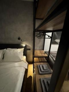 B Luxury Studio City - 3