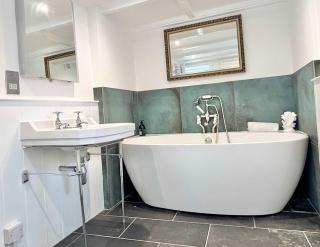 Quaint Cosy Cottage Mousehole - Mousehole - 8