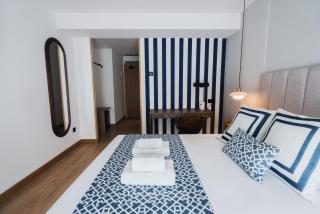 Hotel Central by MyHouseSpain - 2