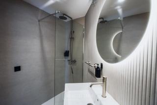 Hotel Central by MyHouseSpain - Gijón - 1