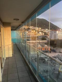 2 Bed Apt in Ocean Village with Pools Jacuzzi Rock Views - Gibilterra - 8