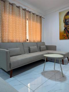 Appartement spacieux et cosy au coeur des 2 Plateaux - Abidjan - 1