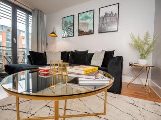 Central Birmingham Apartment with Balcony & Netflix - Birmingham - 7