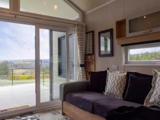Lake Vyrnwy Luxury Glamping Pod 2 - Llanwddyn - 9