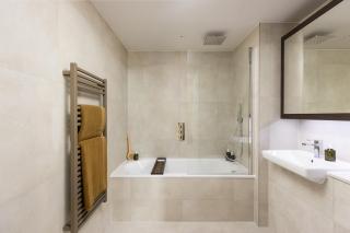 Your Perfect Stay Luxury Serviced Apartments London - Bigger and better than a Hotel! - 5