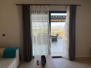 Villa with Pool & View in Bitez - 9