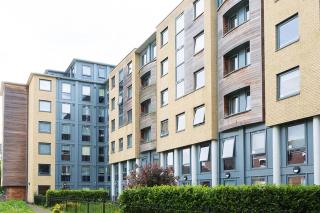 Student Only Platinum Ensuite Mid Level at Islington Residence - 3