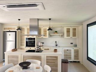 Villa with Pool & View in Bitez - 5