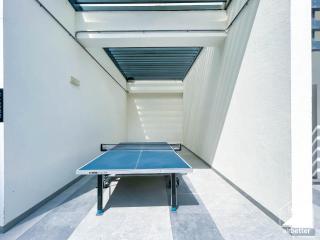 Your Fav Studio Getaway l Pool, Gym & Parking! - 8