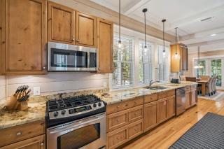 Golf Cart, Close to the Sand Hill Pool, Great Outdoor Space - Lake District, Watercolor Home home - 1