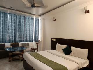 hotel dhunaghat - New Delhi - 0