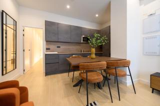 Tu hogar en la ciudad piso de 3 habitaciones 3 baños y todo el confort moderno Madrid AGU23 - 1
