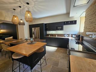 LA MAISON VALENTIN AU COEUR DE LA CITE MEDIEVALE - 5