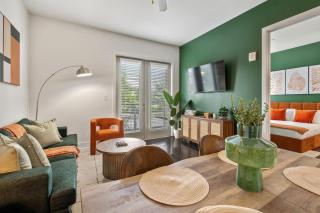 Cozy 1BR Near Beltline with Desk, Balcony & Parking - 0
