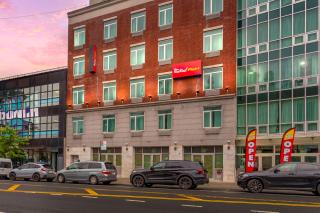 Red Roof PLUS Brooklyn - Flatbush Ave - 6