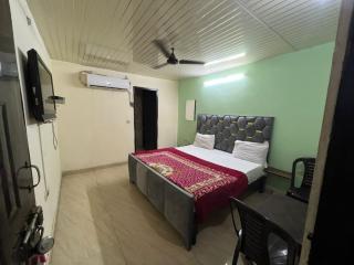 City Hotel - New Delhi - 4