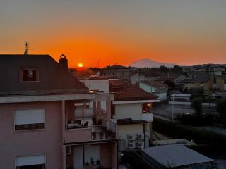 L'attico di Ella, tra mare e monti con vista bella - 0