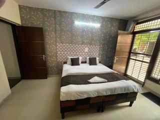 Apollo Guest House - 4