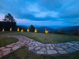 The Laylah - A Luxury Villa - 5