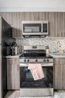 Modern 2 Bed in BlackRock - Bridgeport - 5